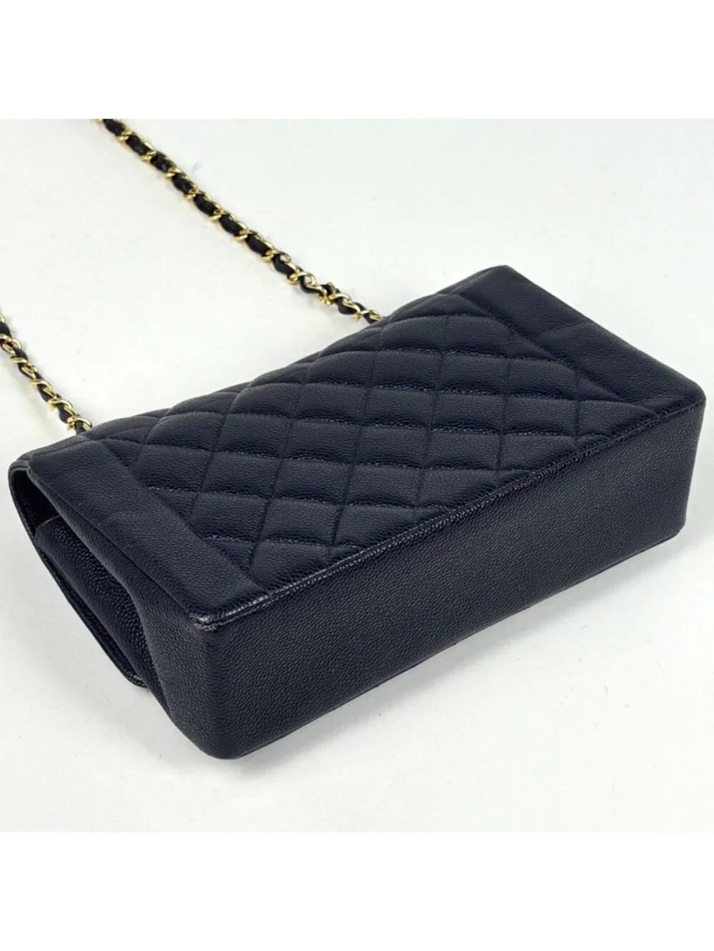 Chanel Diana Quilted Shoulder Bag CC Logo Single Flap Caviar Leather Navy